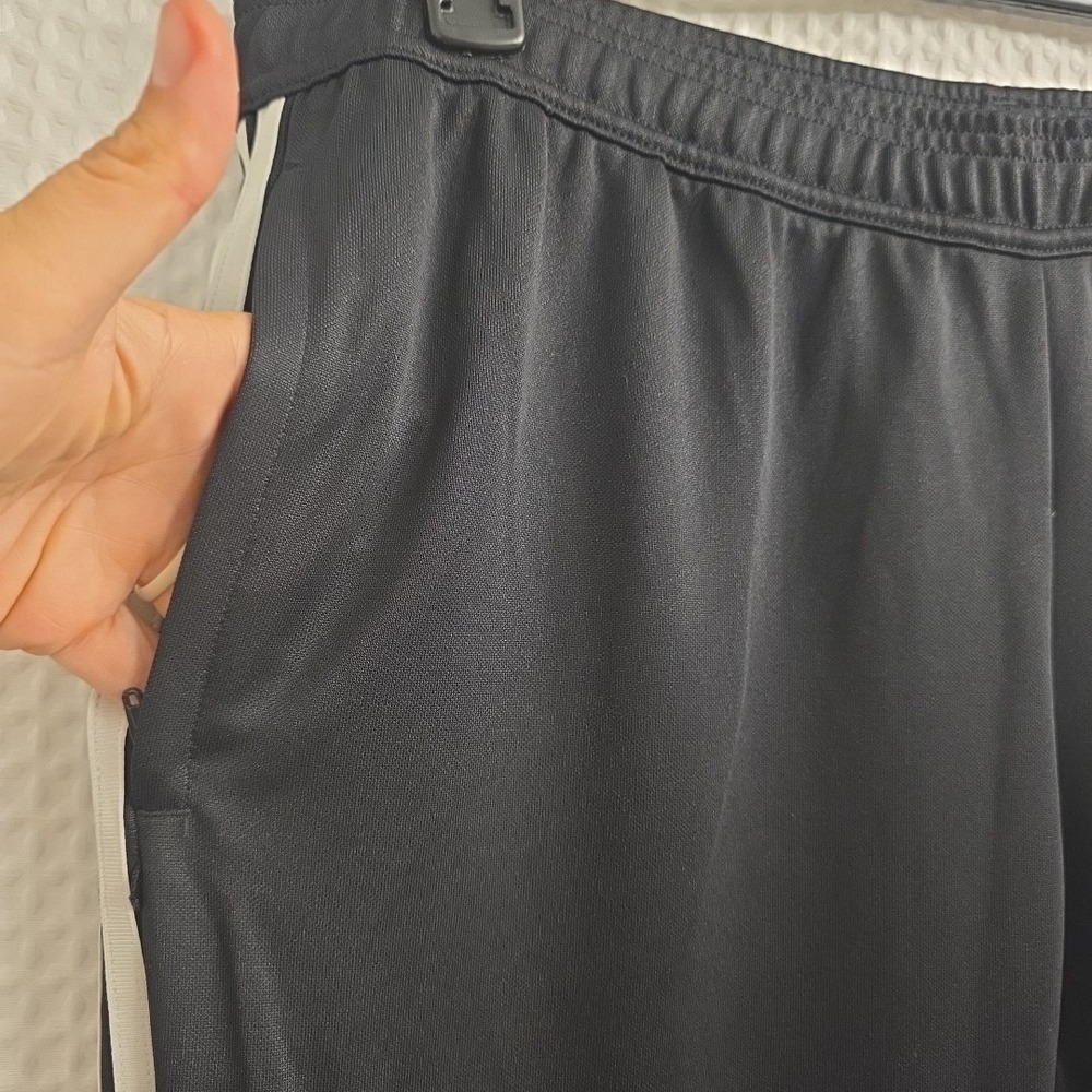 NEW Adidas Men Sweatpants 2X Black Polyester Drawstring Skinny Zipper Leg Ankle - Picture 4 of 11
